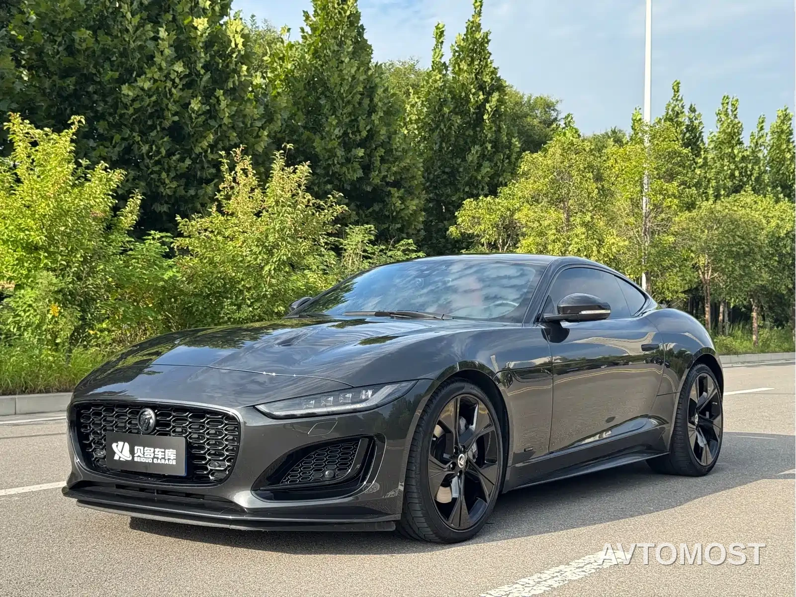 Jaguar F-TYPE 2024 P300 75th Anniversary Collector's Hardtop Edition — фото 1