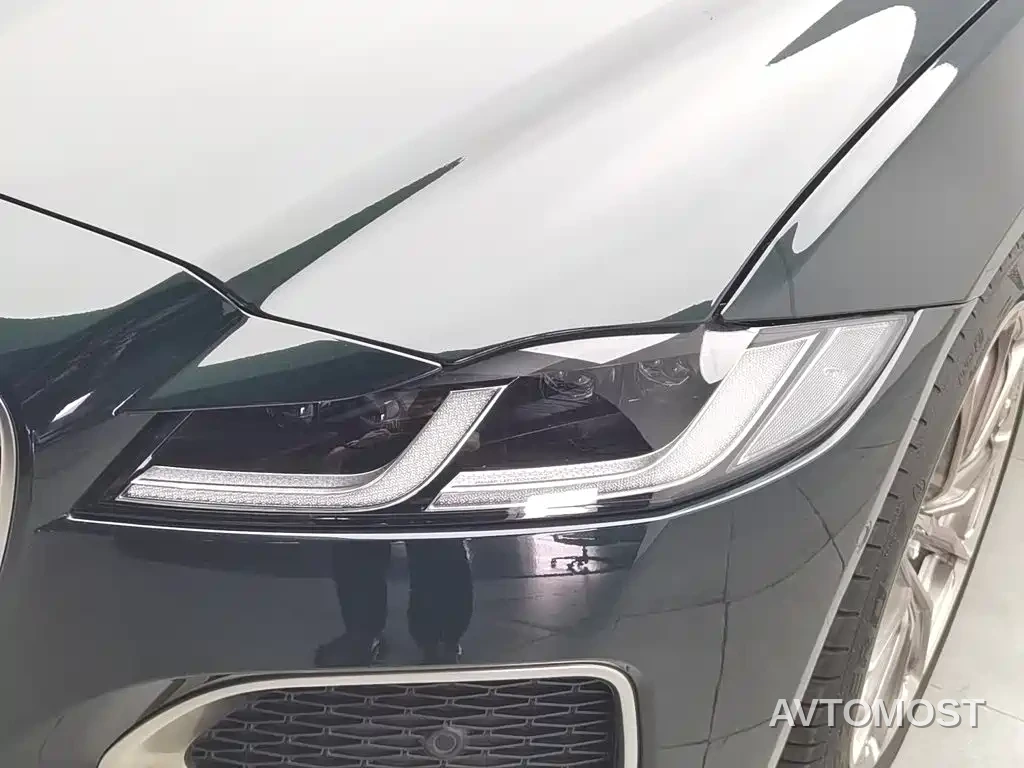 Jaguar XFL 2022 XFL 2.0T P250 2WD Premium Luxury — фото 6