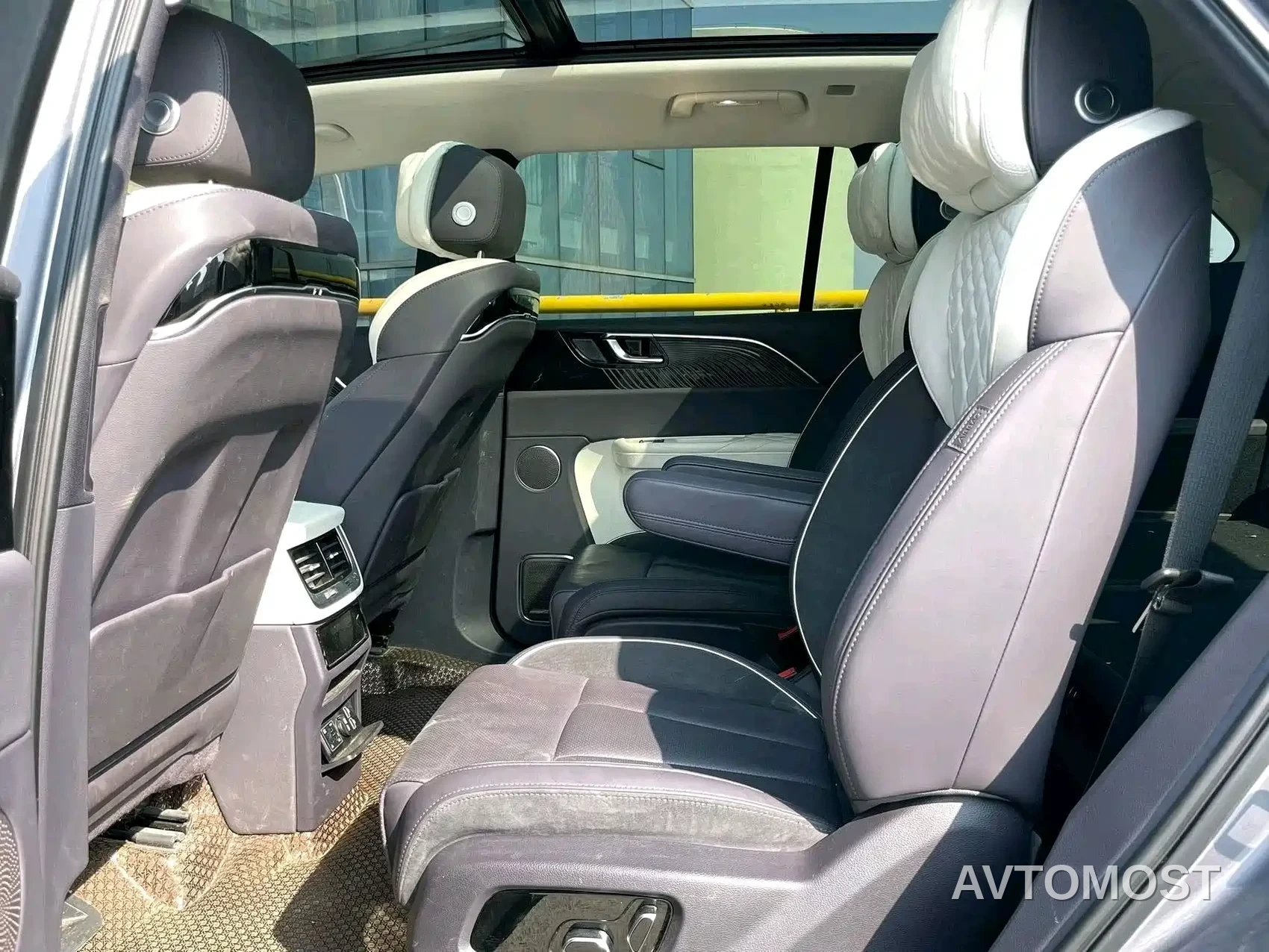 Hongqi E-HS9 2021 460km Flagship Comfort 6-seater — фото 5