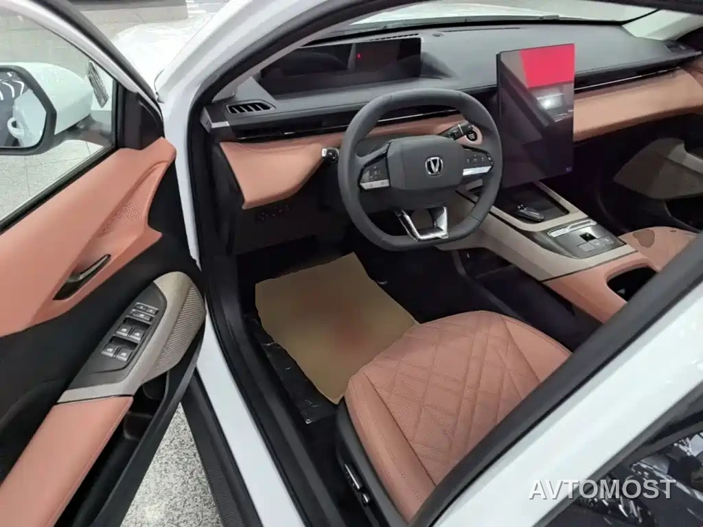 Changan Eado PHEV 2025 Smart New Blue Whale 145KM Battleship Edition — фото 16
