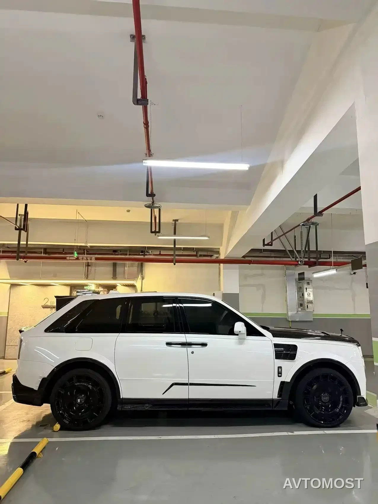 Rolls-Royce Cullinan 2018 5-Seater Version — фото 2