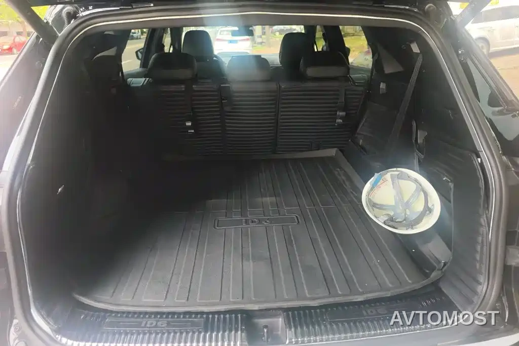 Volkswagen ID.6 X 2023 Upgraded Ultimate Intelligent Long Range Edition — фото 4