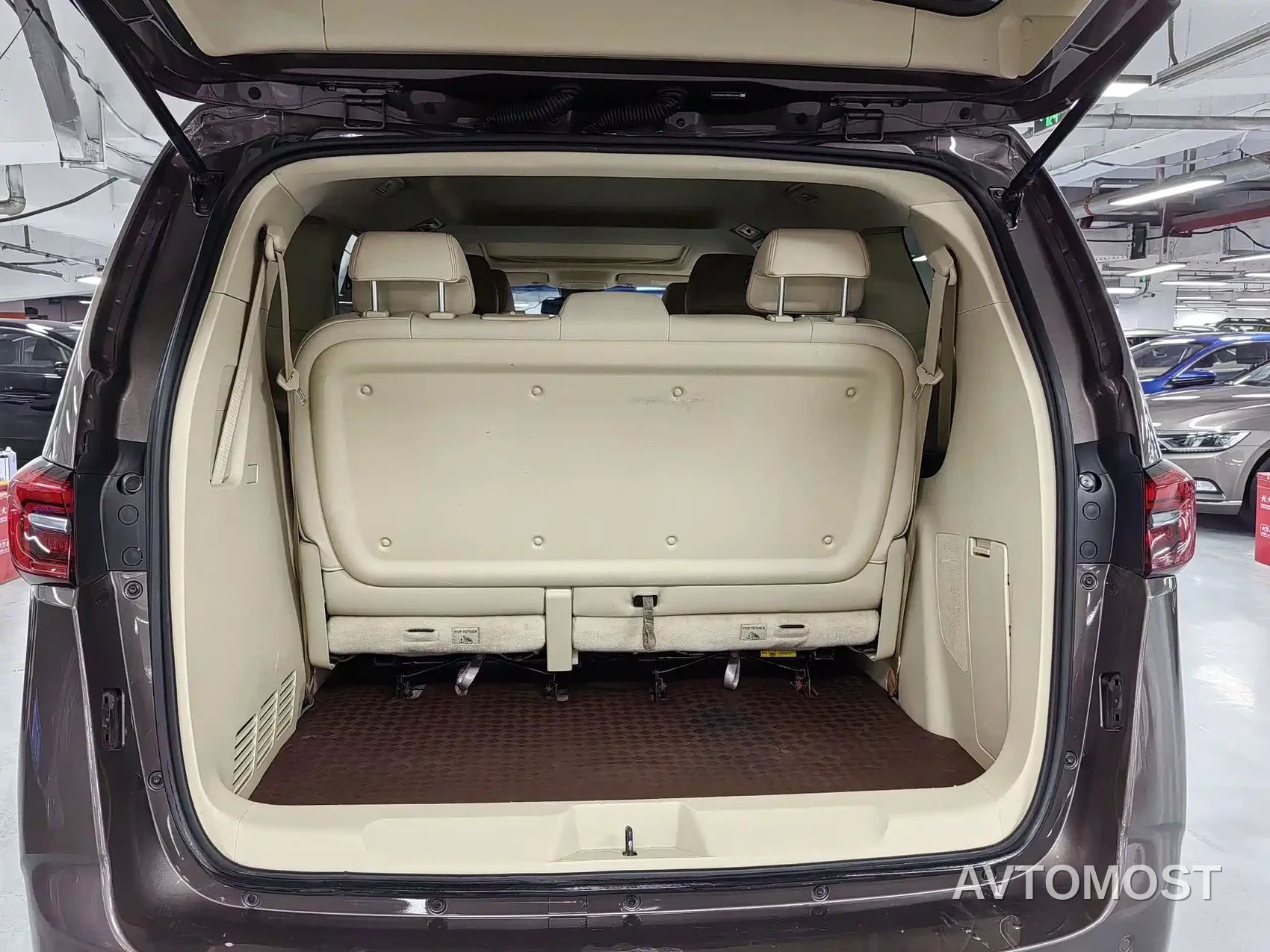 Buick GL8 2023 Land Business Class 652T Smart Luxury — фото 13