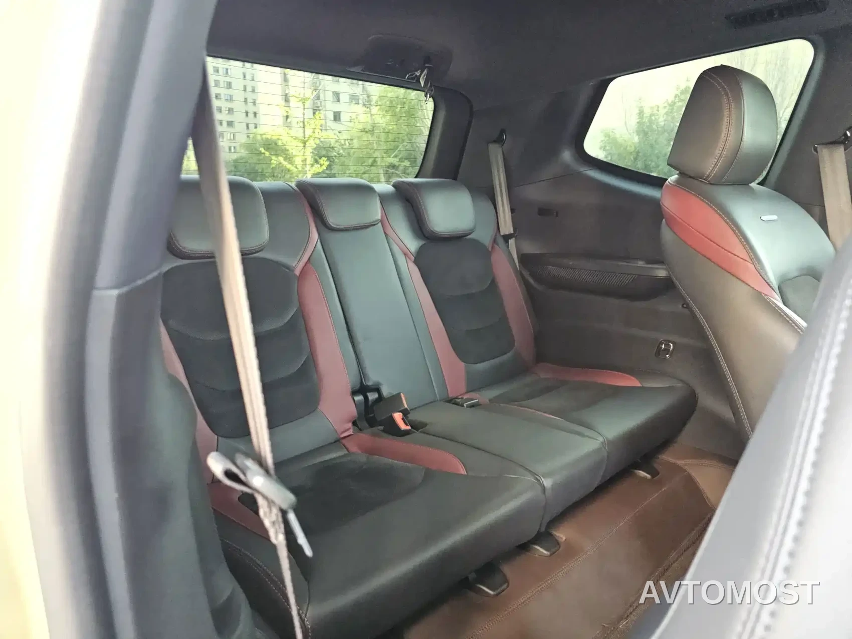 SAIC Maxus D90 Pro 2022 2.0T Diesel 4WD Amazon Edition 7-Seater — фото 8