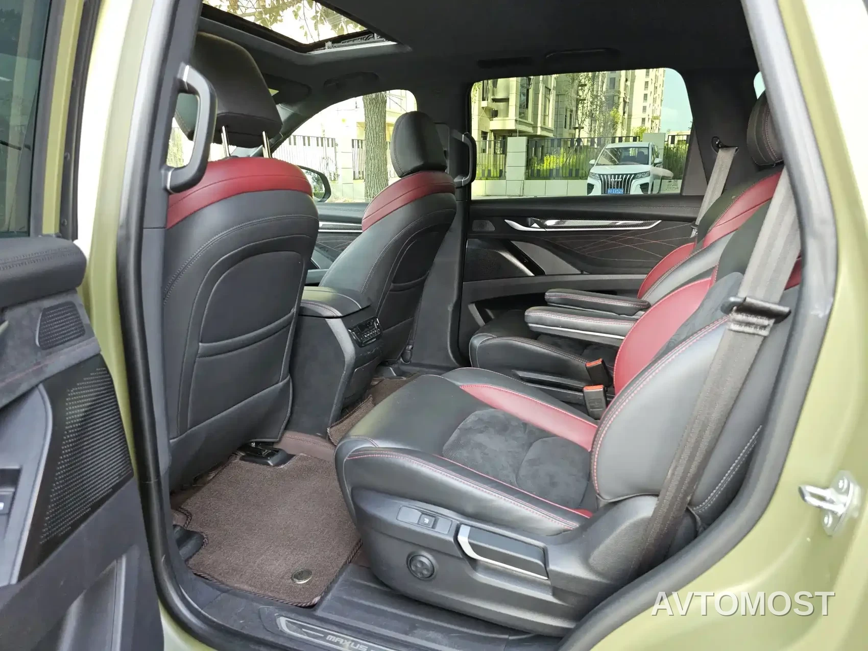 SAIC Maxus D90 Pro 2022 2.0T Diesel 4WD Amazon Edition 7-Seater — фото 10