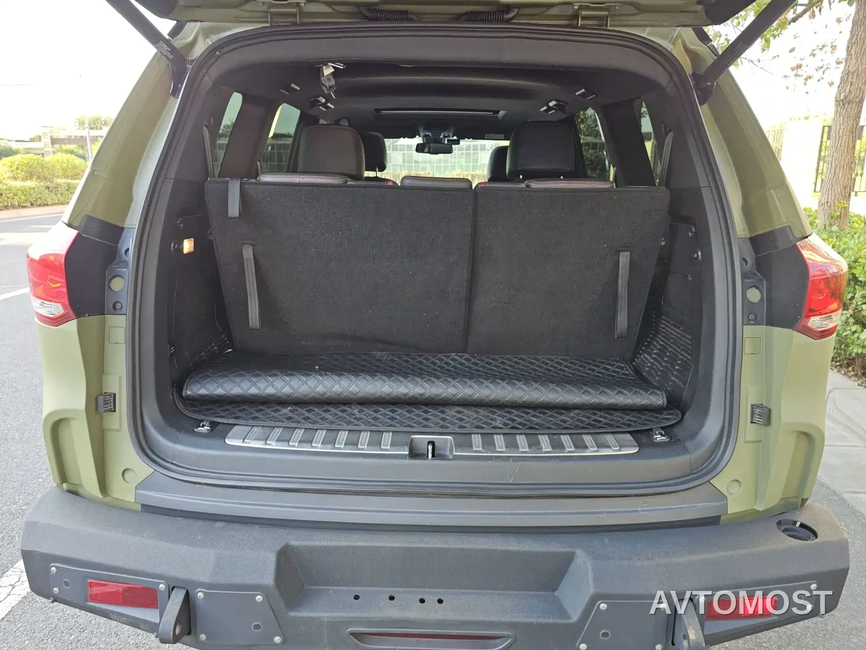 SAIC Maxus D90 Pro 2022 2.0T Diesel 4WD Amazon Edition 7-Seater — фото 17