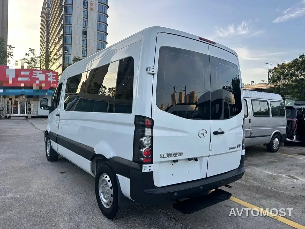 JAC Motors Star锐 2022 2.0T Fuel King PLUS Express Edition Medium Wheelbase 7-Seater HFC4DB3-2E4 — фото 4