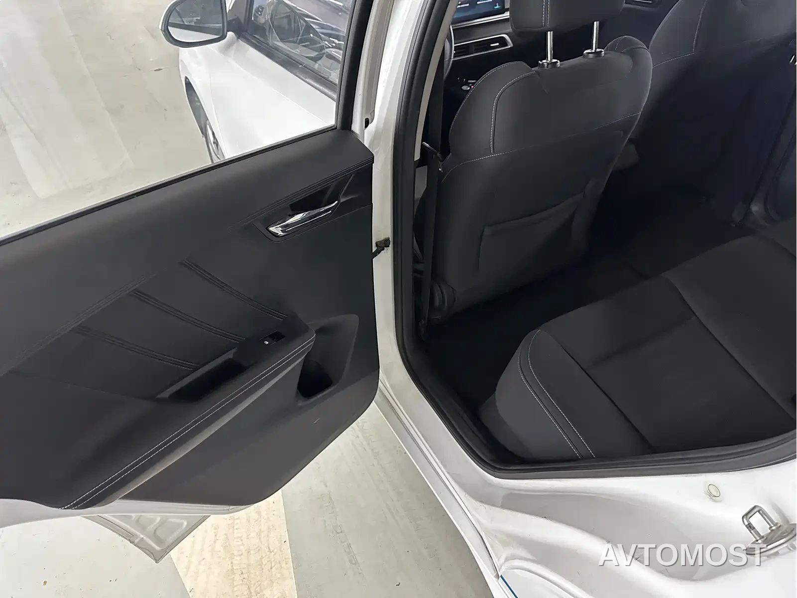 BYD e2 2020 Upgrade Standard Range Standard Model — фото 7