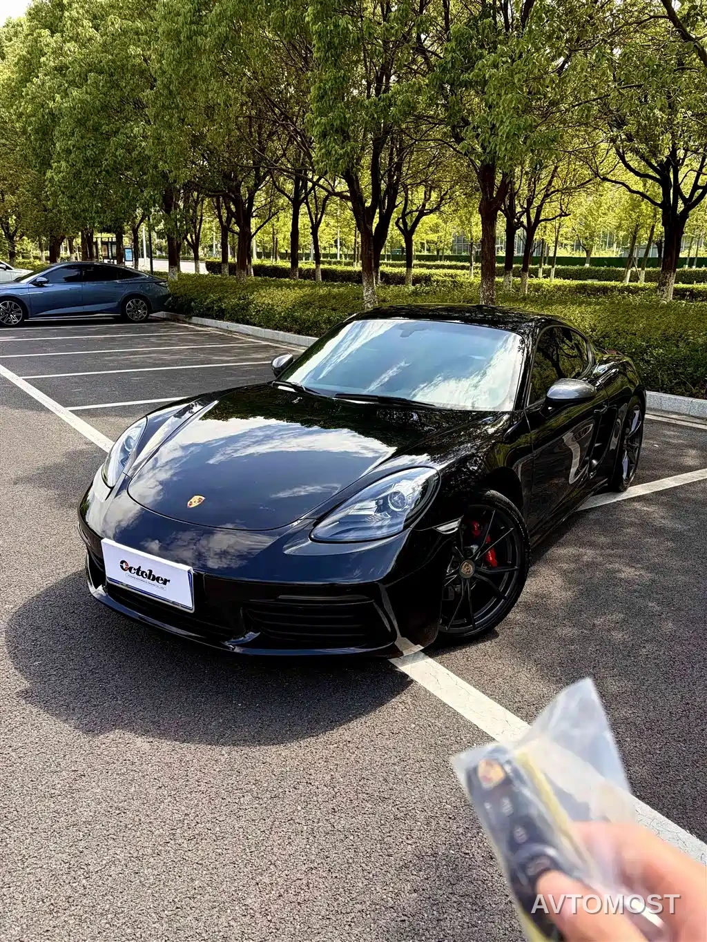 Porsche 718 2022 Cayman T 2.0T — фото 2