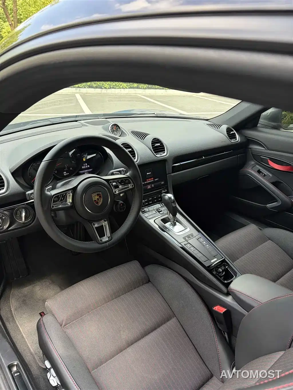 Porsche 718 2022 Cayman T 2.0T — фото 11
