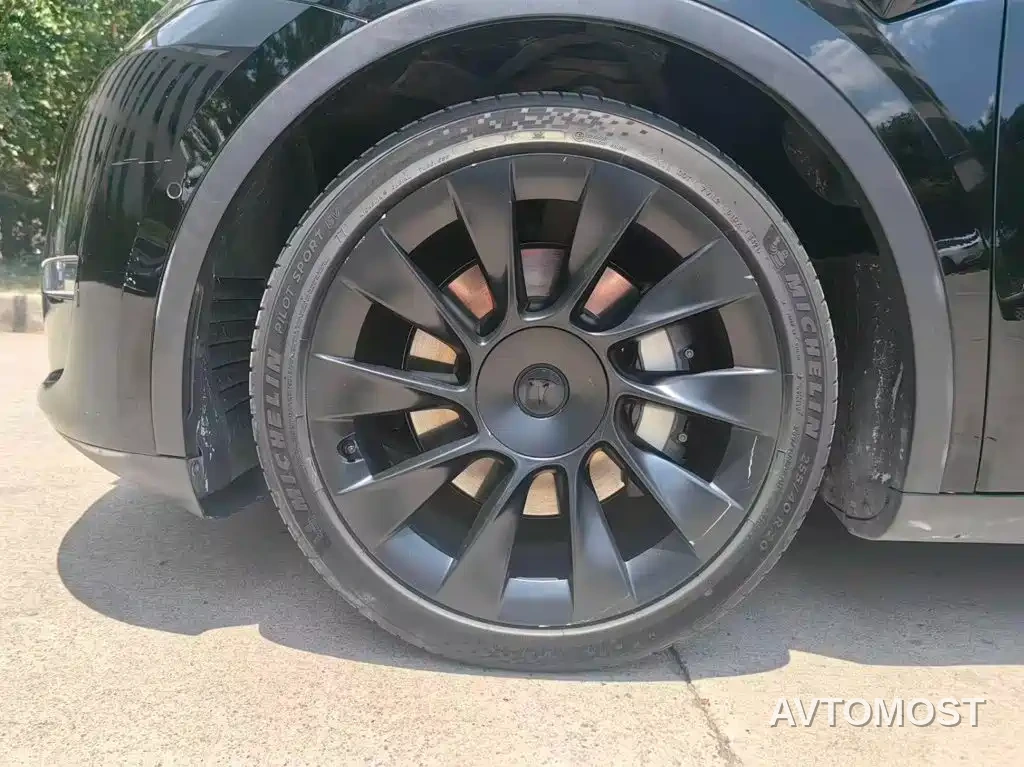 Tesla Model Y 2021 Standard Range Rear-Wheel Drive — фото 13