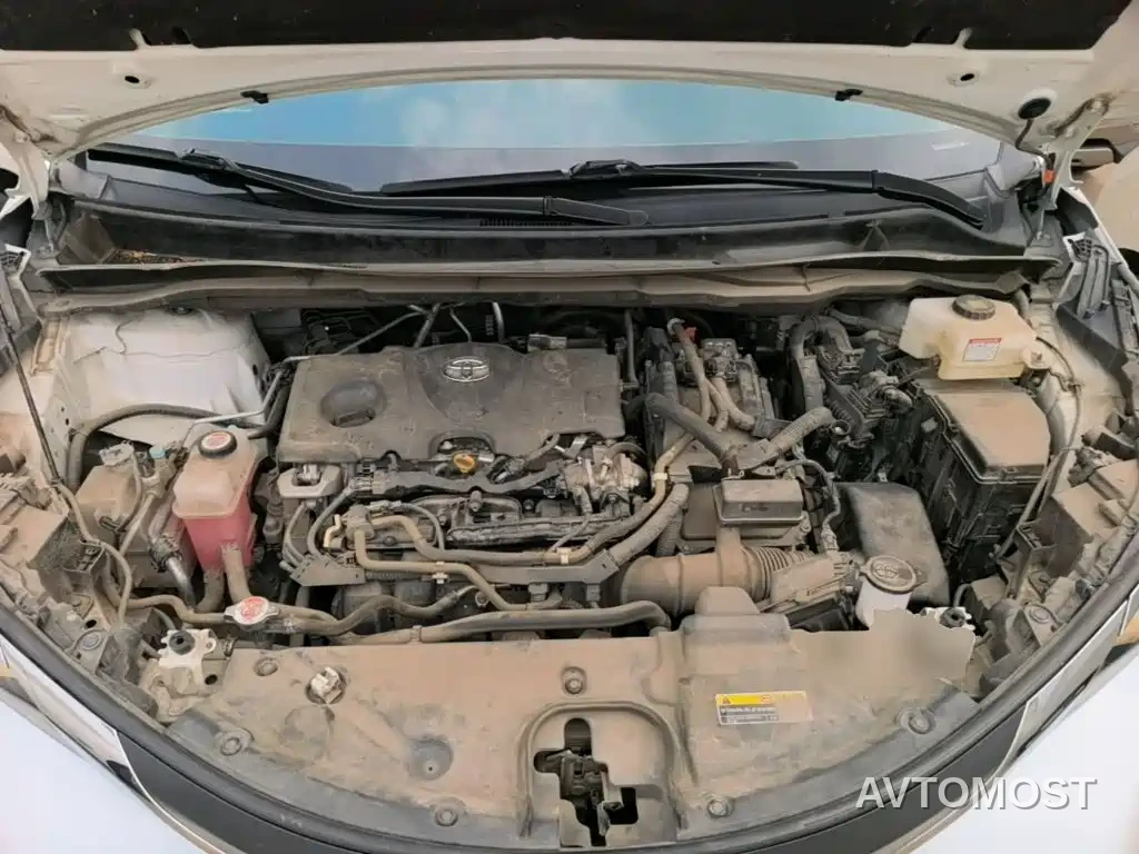 Toyota Granvia 2023 2.5L Hybrid Comfort Edition — фото 18