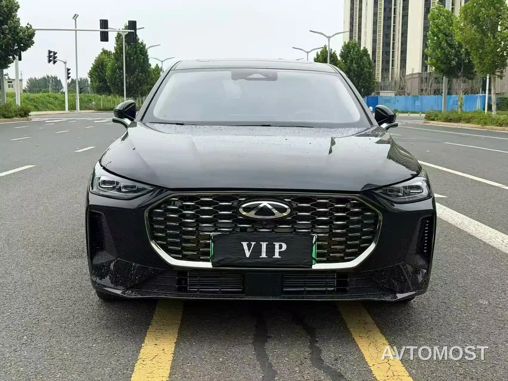 Chery Fengyun A8L 2025 1.5TGDI 145km Luxury — фото 2
