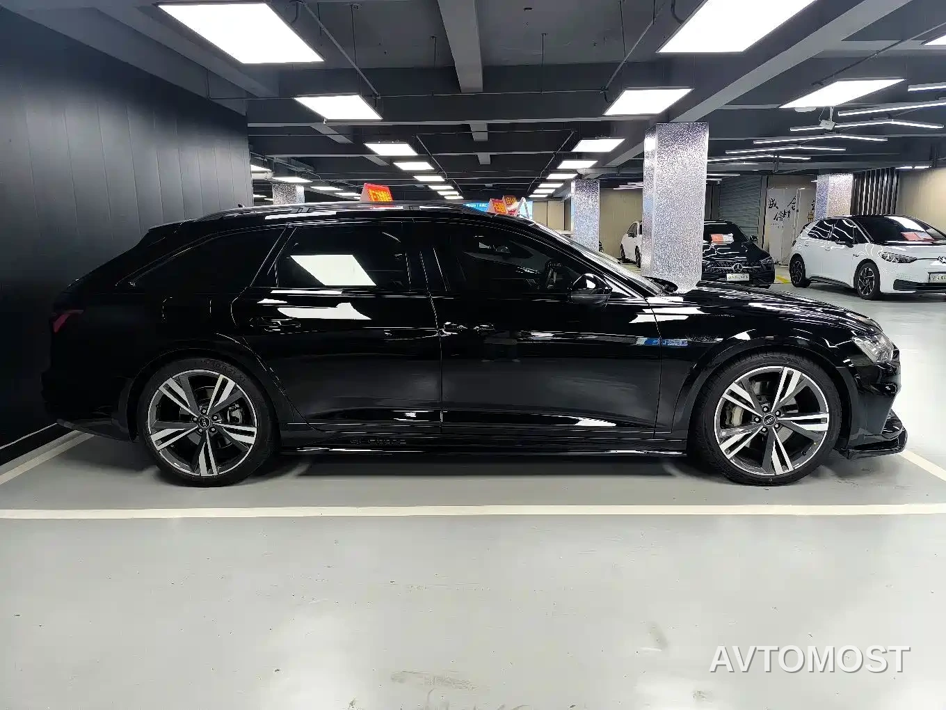 Audi A6 (Import) 2021 allroad quattro Explorer 55 TFSI Scenic Edition — фото 4