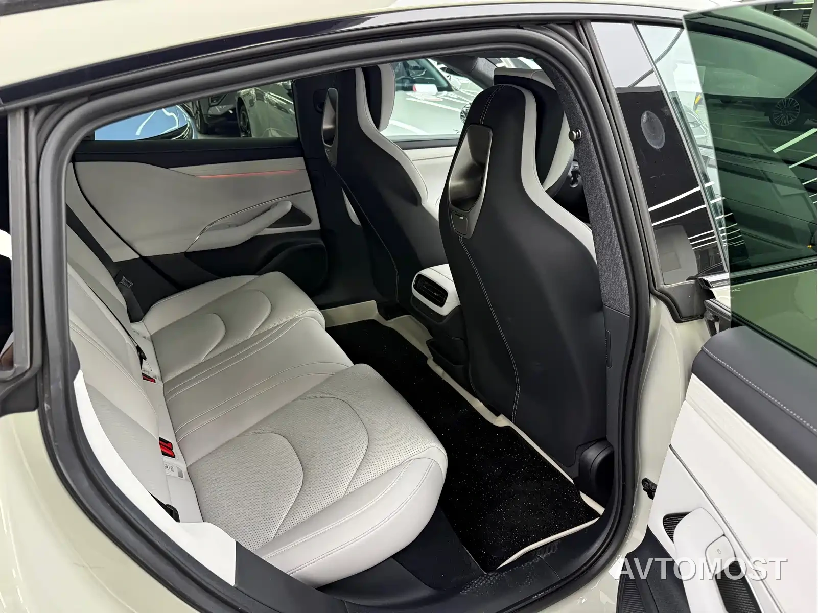 Xiaomi SU7 2024 RWD Long Range Intelligent Driving Edition — фото 7