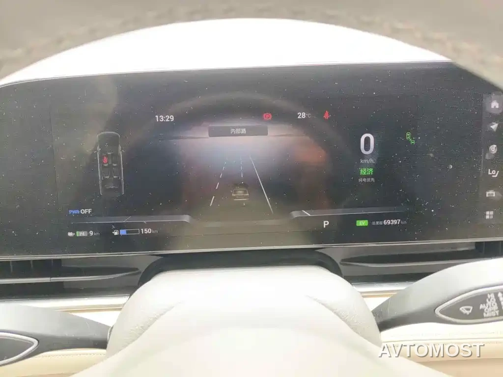 Voyah Dreamer 2022 Low-carbon Edition Think+Smart Driving Package — фото 4