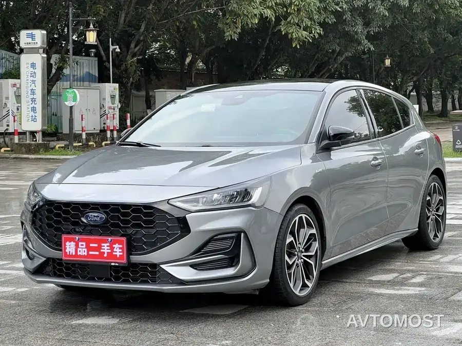 Ford Focus 2022 Hatchback EcoBoost 180 Automatic ST Line