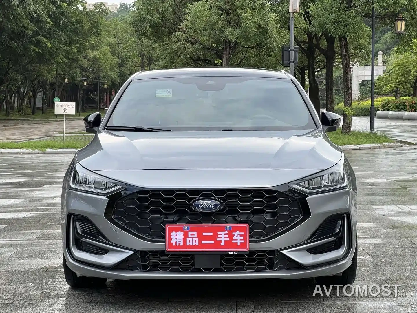 Ford Focus 2022 Hatchback EcoBoost 180 Automatic ST Line — фото 2