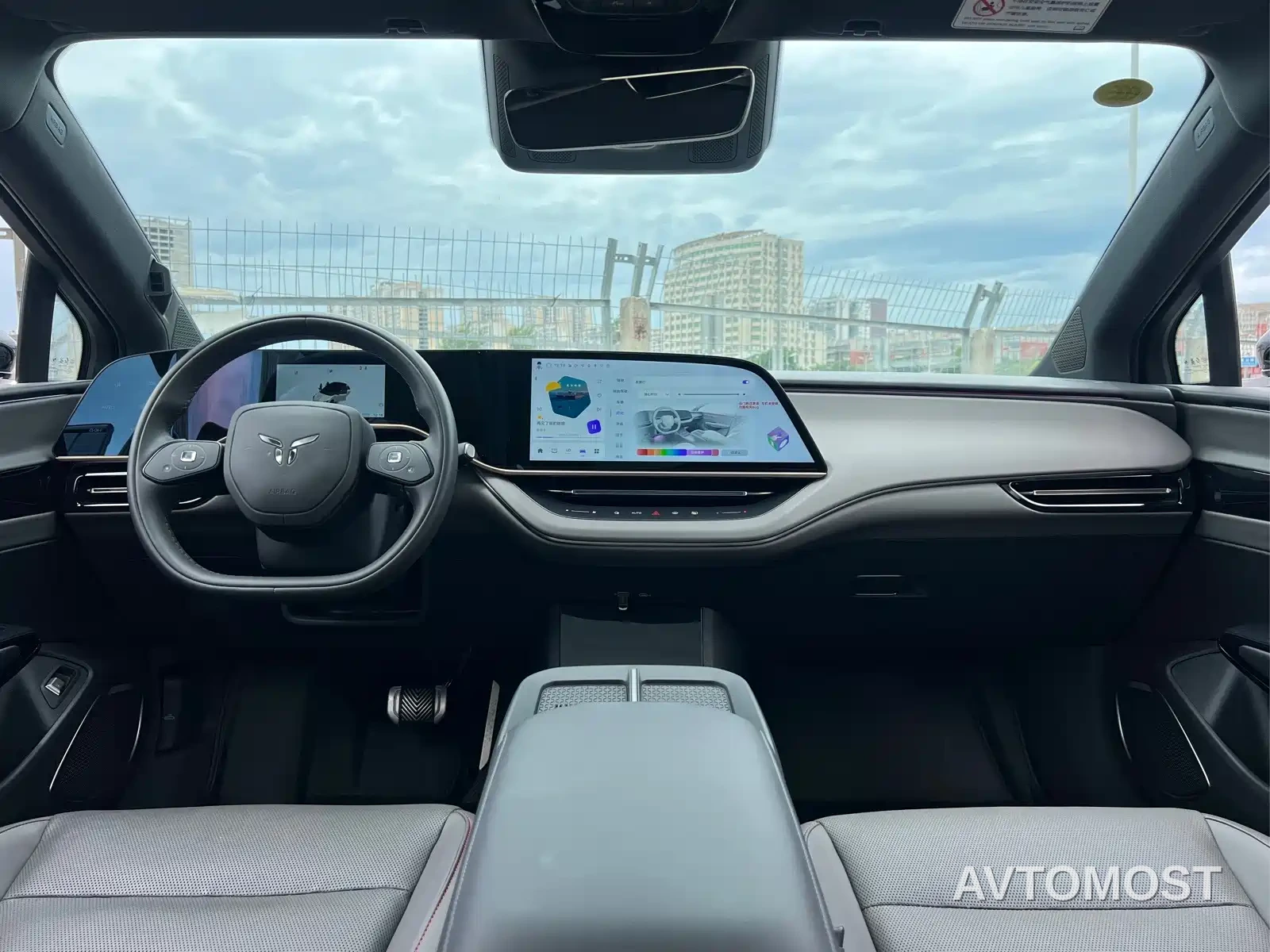 Hongqi EH7 2025 640 AWD Smart Selection Edition — фото 5
