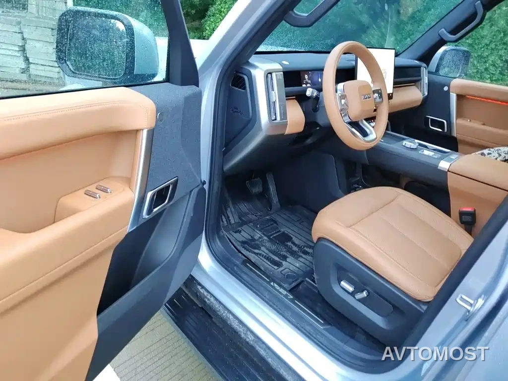 iCAR V27 2026 200KM AWD Falcon 500 — фото 12