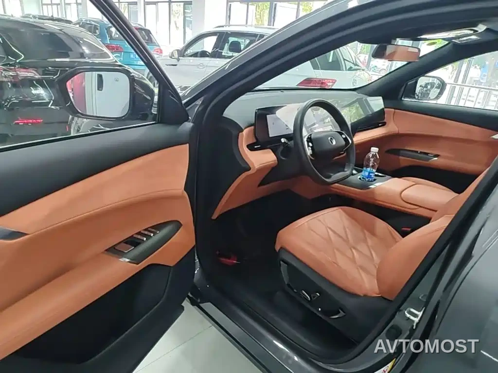 Changan CS75 PLUS 2025 4th Gen 1.5T New Blue Whale Smart Premium — фото 10