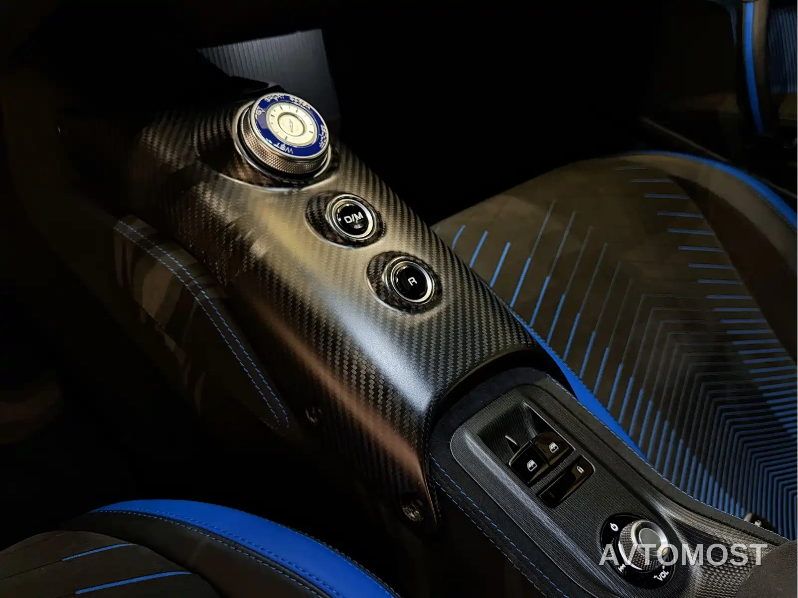 Maserati MC20 2020 3.0T Standard Edition — фото 10