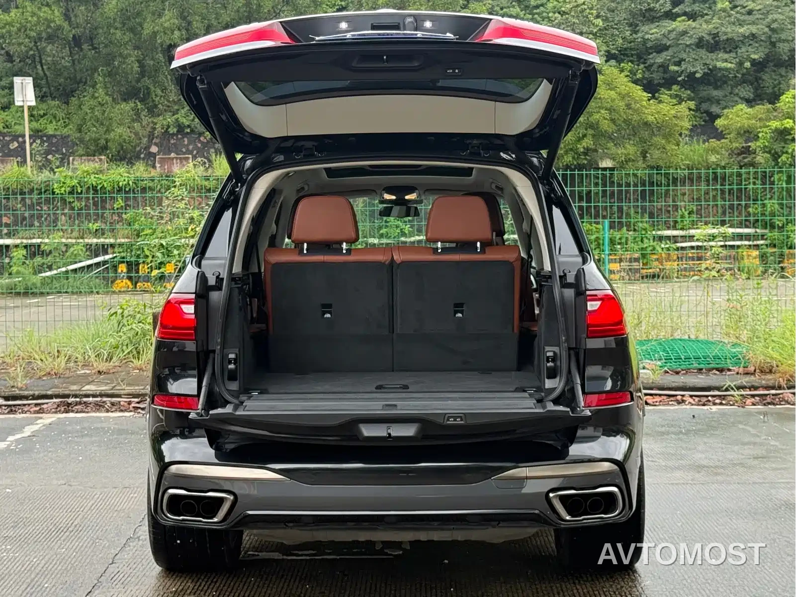 BMW X7 2022 xDrive M50i — фото 14