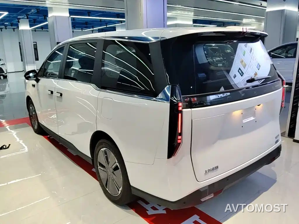 SAIC Maxus Dajia 7 2024 Facelift Super Hybrid Long Range Enjoyment Edition — фото 3