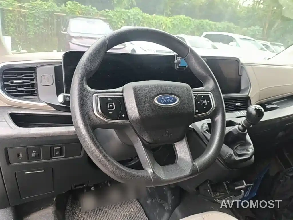 Ford Transit T8 2024 T8 2.3T Diesel Manual Mid-wheelbase Mid-roof 9-seater Business Travel Version (2/2/2/3) — фото 4