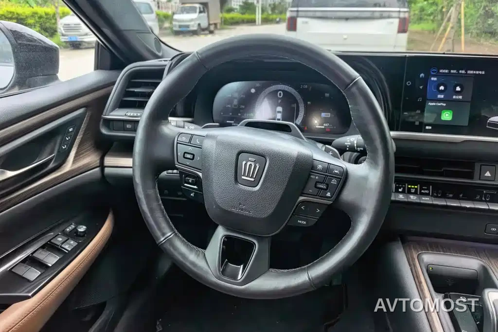 Toyota Crown (Import) 2024 2.5L Ultimate Edition — фото 14