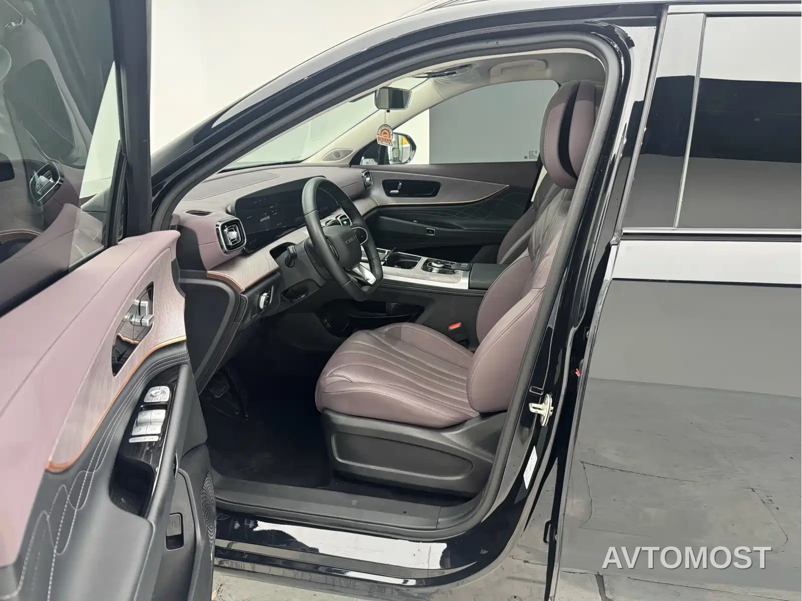 Chery Tiggo 9 C-DM 2025 1.5T 106KM Delight Edition 5-Seater NCM — фото 10
