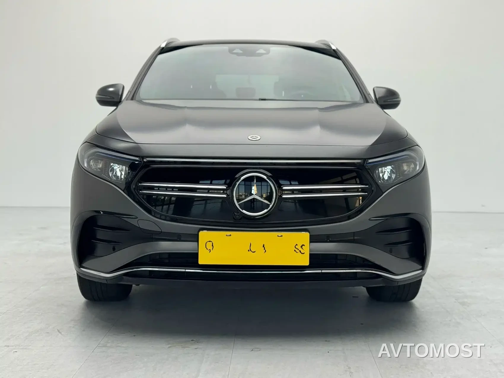 Mercedes-Benz EQA 2022 EQA 300 4MATIC Launch Special Edition — фото 1