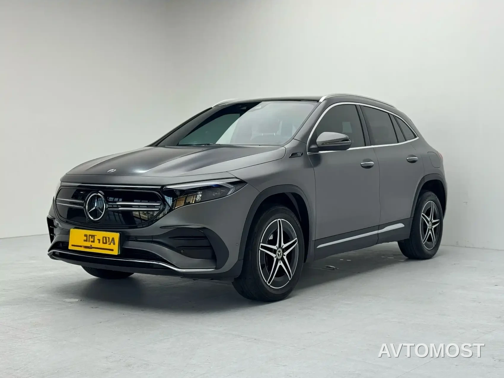 Mercedes-Benz EQA 2022 EQA 300 4MATIC Launch Special Edition — фото 2