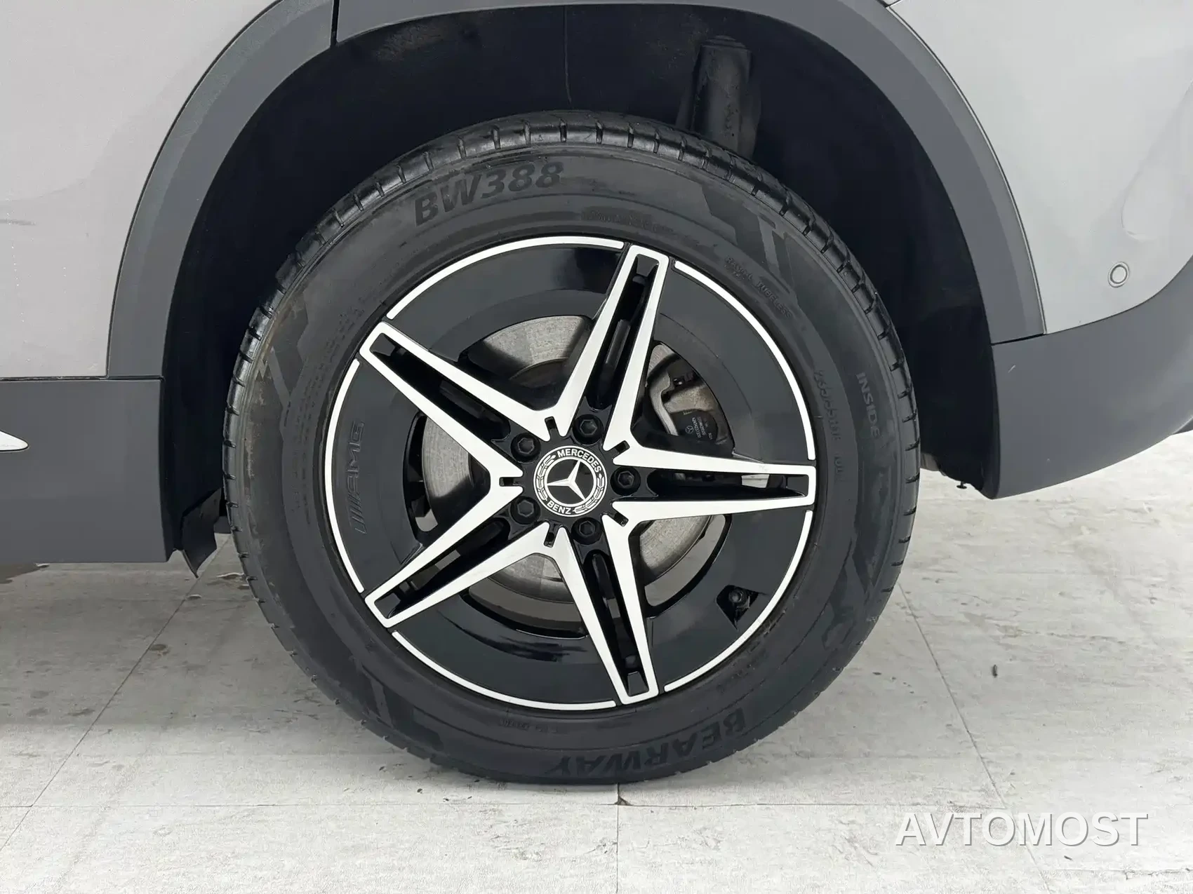 Mercedes-Benz EQA 2022 EQA 300 4MATIC Launch Special Edition — фото 15