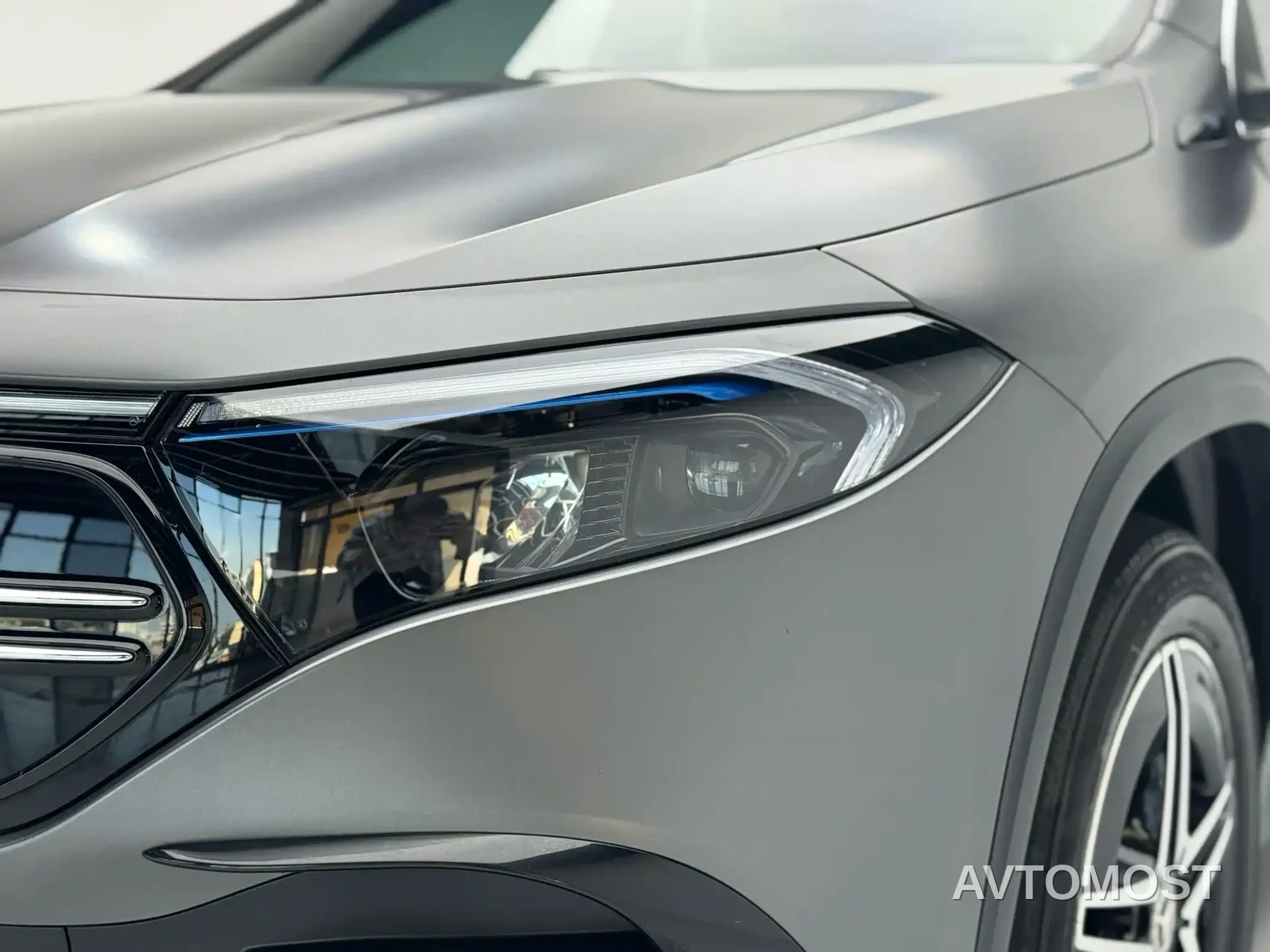 Mercedes-Benz EQA 2022 EQA 300 4MATIC Launch Special Edition — фото 16
