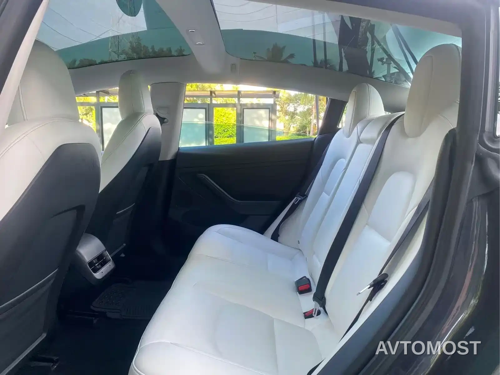 Tesla Model 3 2022 Model Rear-Wheel Drive Version — фото 5