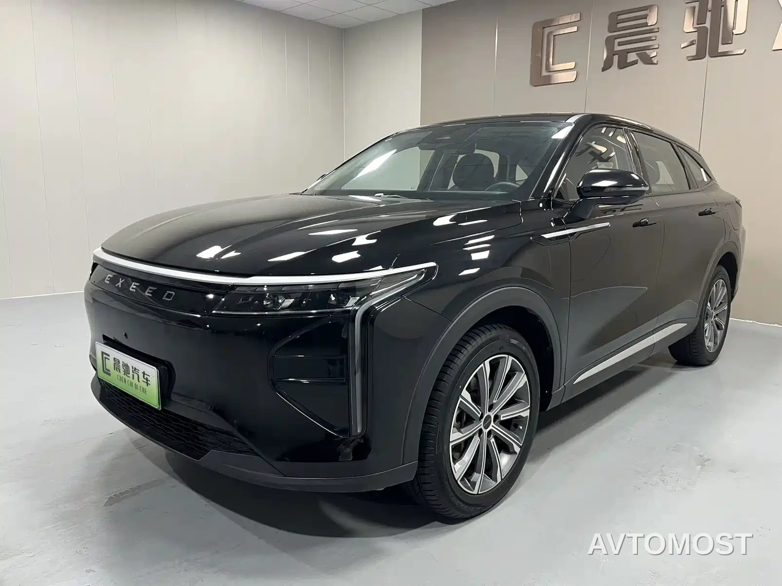 Exeed Yaoguang C-DM 2025 100 Long Range Plus FWD — фото 1