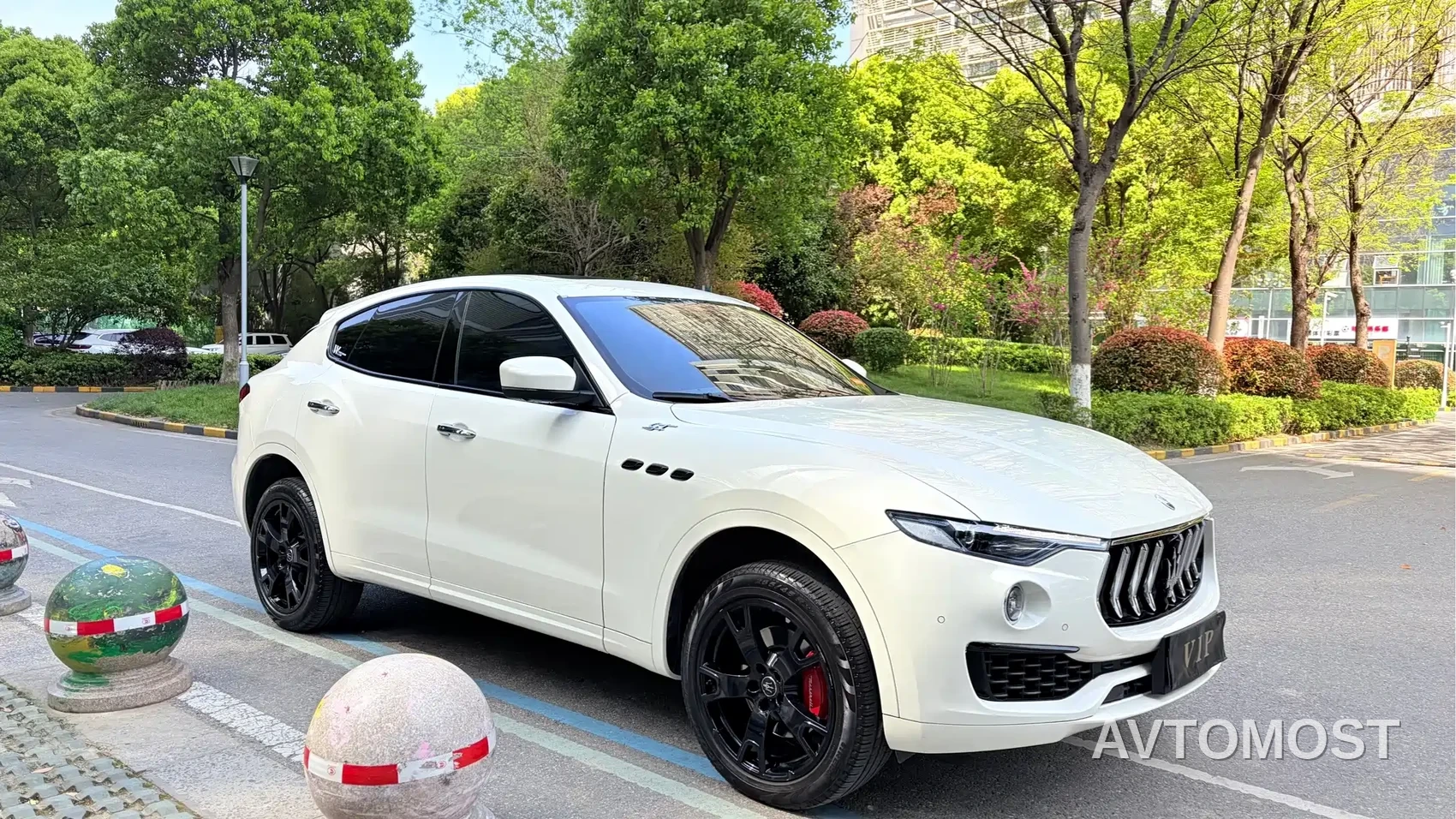 Maserati Levante 2023 2.0T GT — фото 3