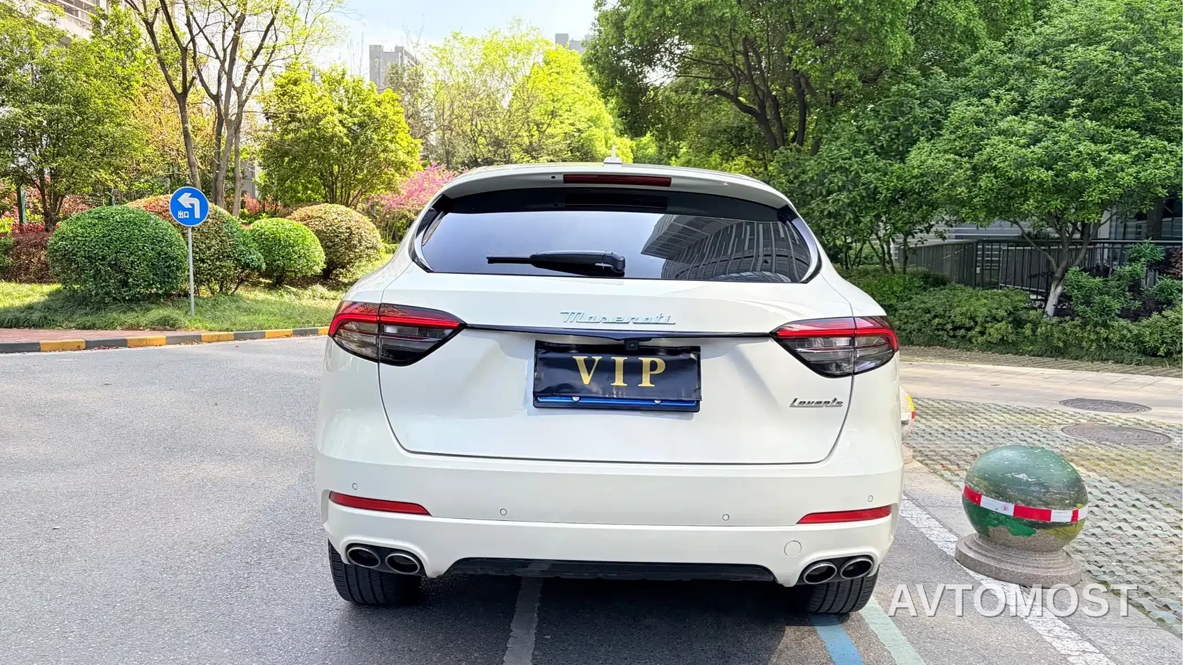 Maserati Levante 2023 2.0T GT — фото 6