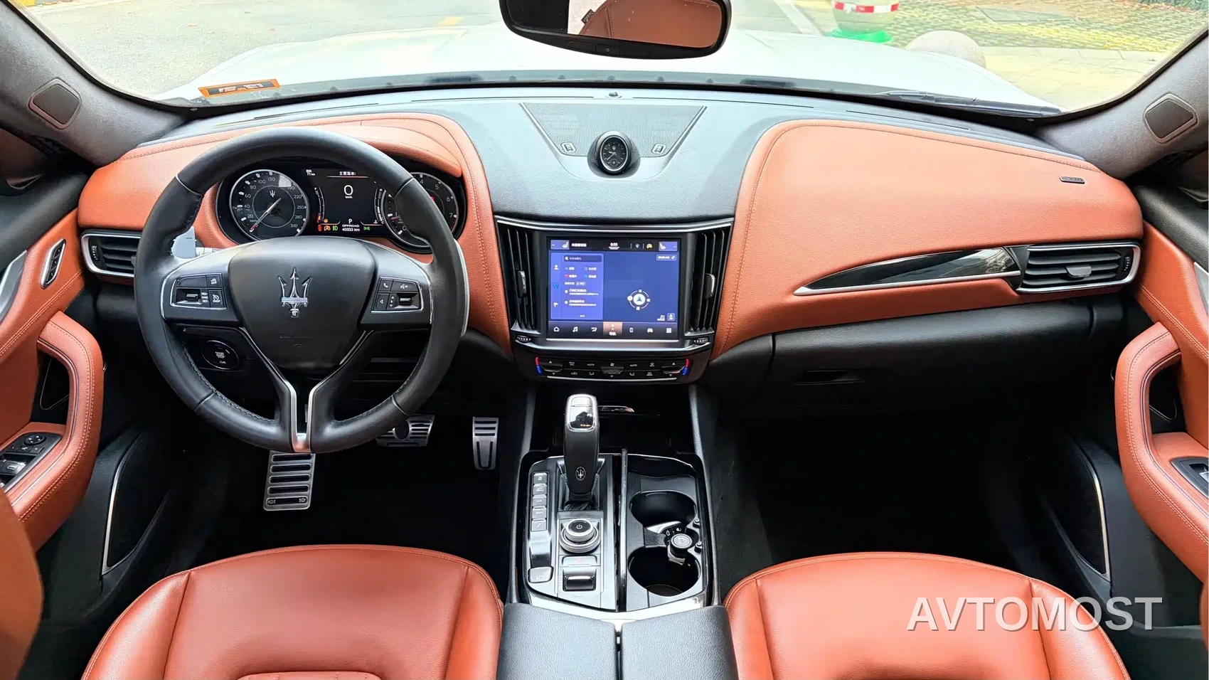Maserati Levante 2023 2.0T GT — фото 9