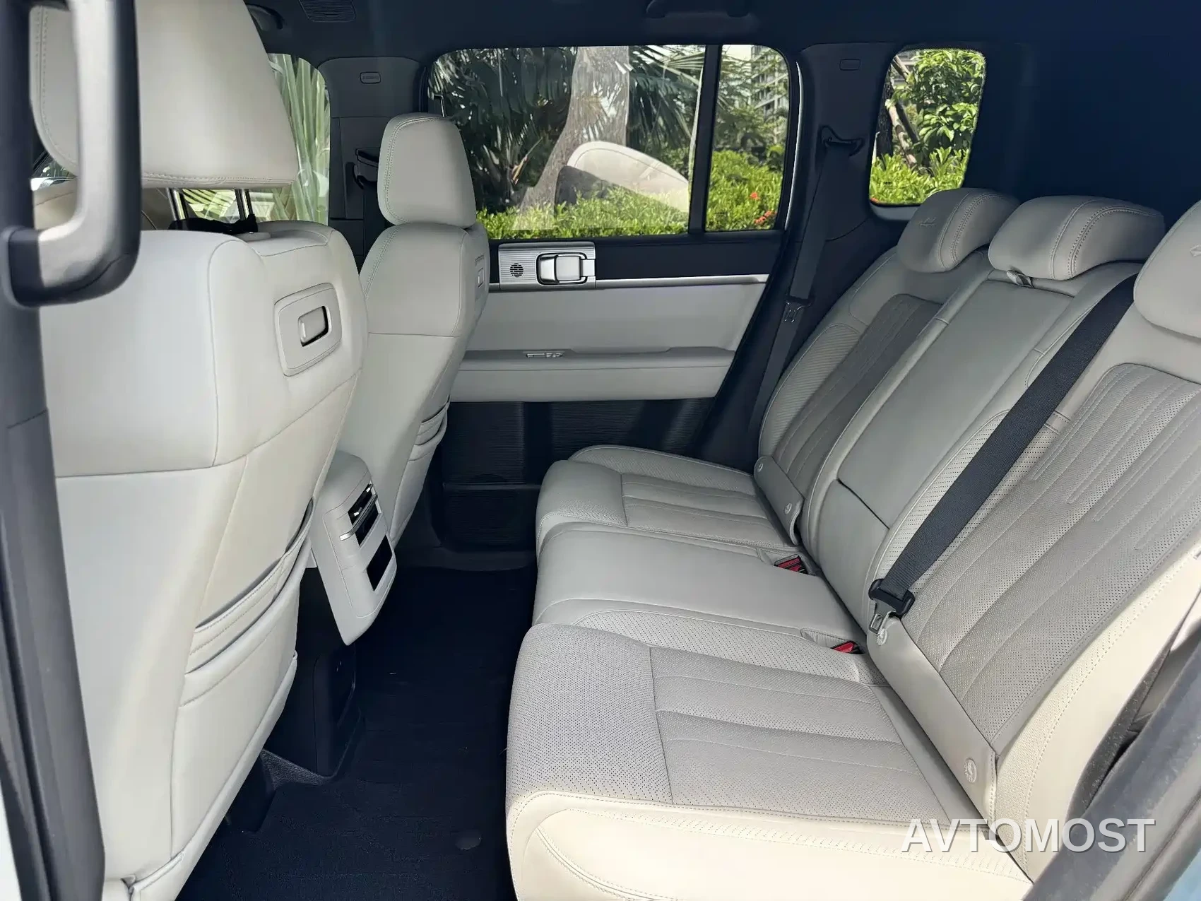 Fang Cheng Bao Titanium 7 2025 200KM Front-Wheel Drive Max Edition — фото 6