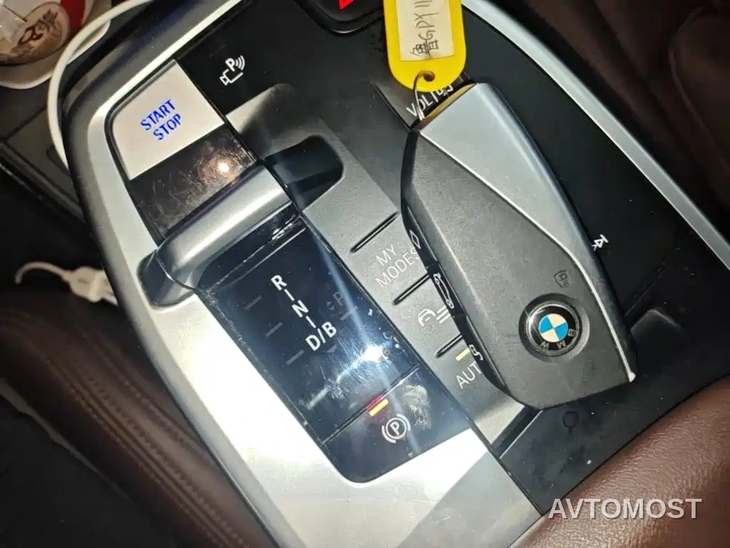 BMW iX1 2023 eDrive25L X Design Package — фото 4