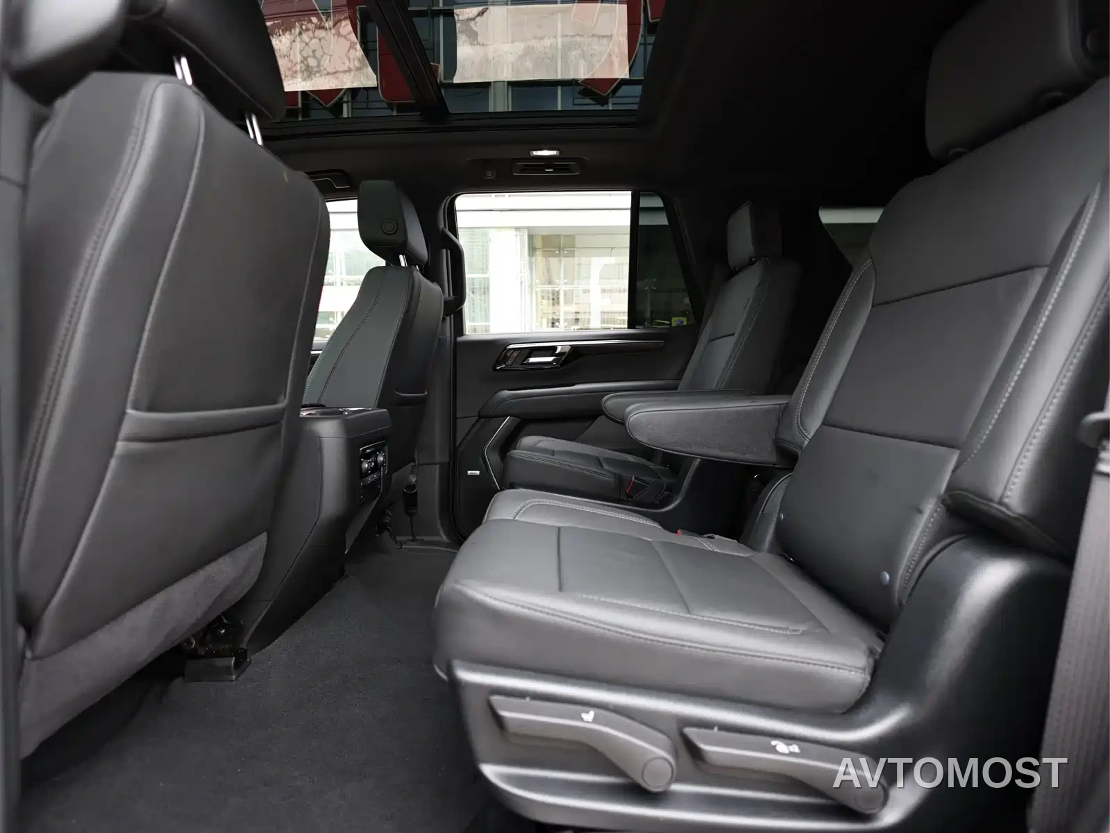 Daolangge Chevrolet Tahoe 2025 2.7T Classic Edition — фото 7
