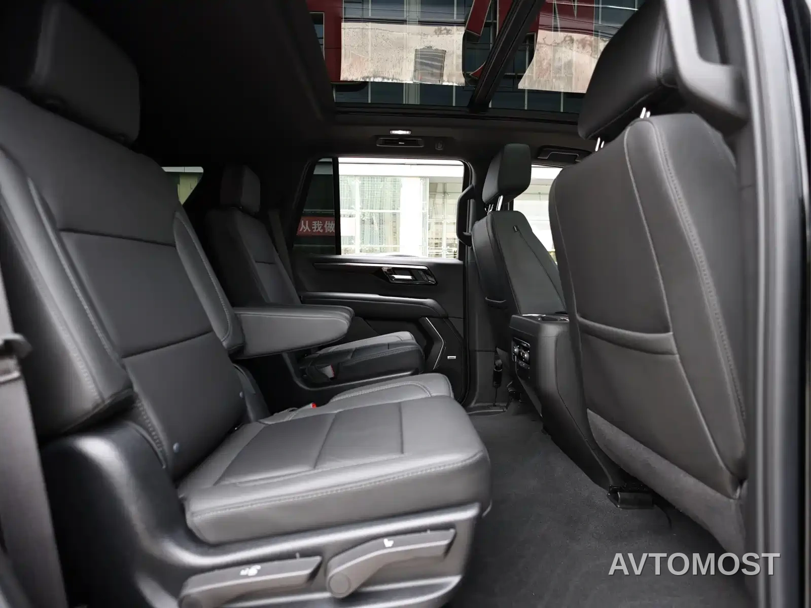 Daolangge Chevrolet Tahoe 2025 2.7T Classic Edition — фото 10