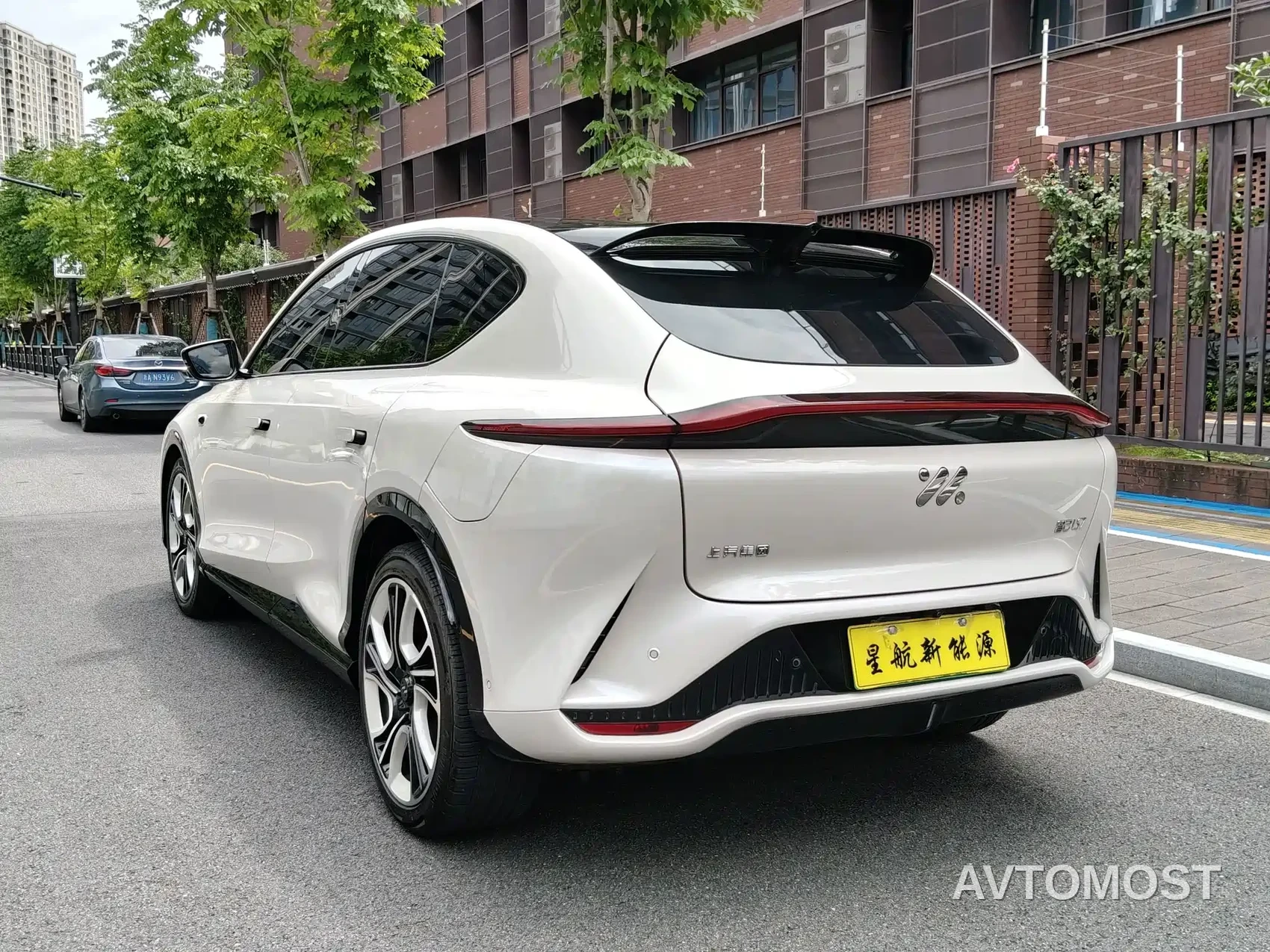IM LS7 2023 Model 90kWh Elite RWD Edition — фото 9