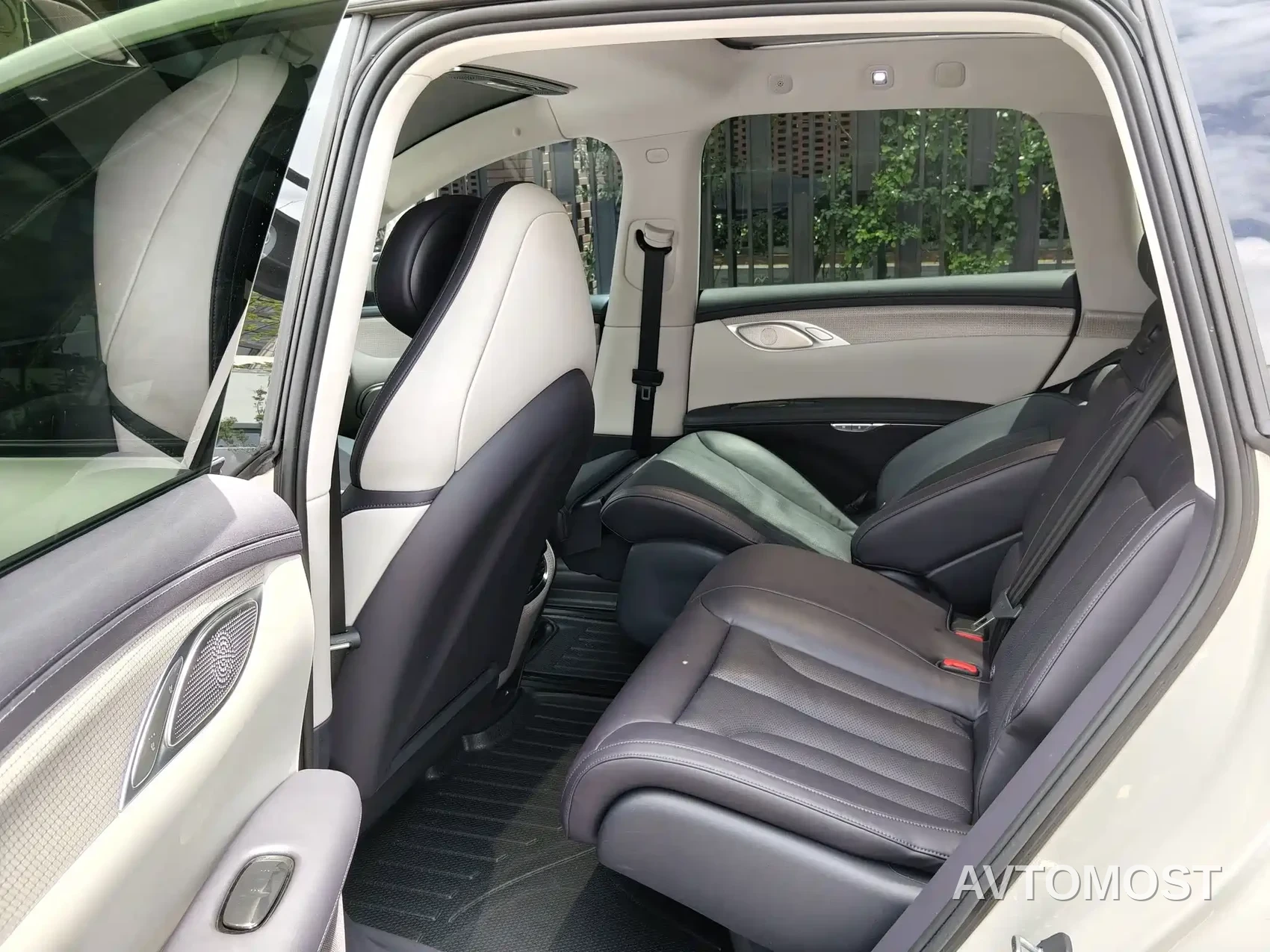 IM LS7 2023 Model 90kWh Elite RWD Edition — фото 14