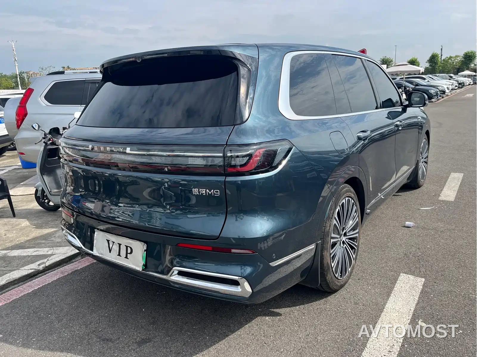 Geely Galaxy M9 2025 Base Model — фото 4