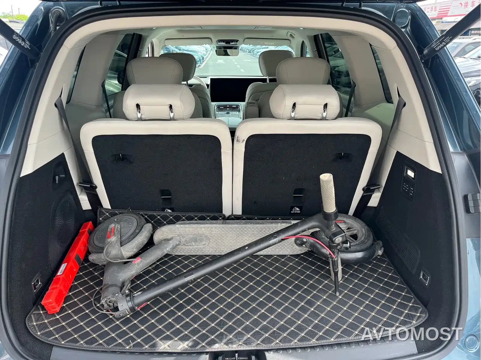 Geely Galaxy M9 2025 Base Model — фото 29