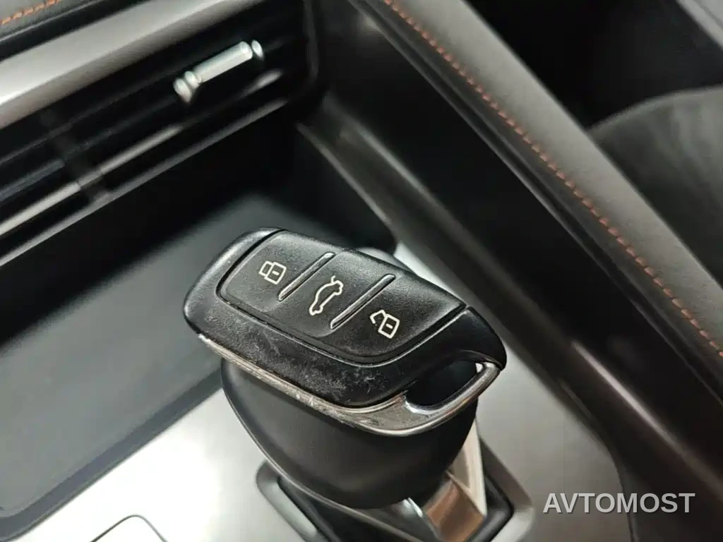 Roewe D5X DMH 2024 Model 135 Technology Edition — фото 9