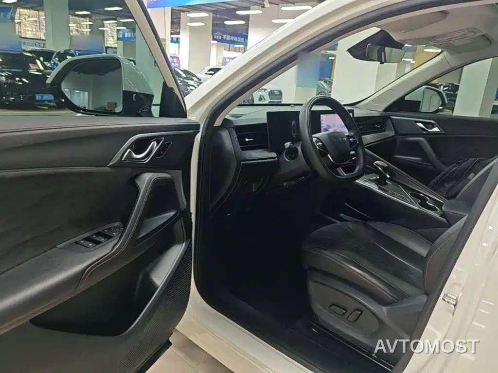 Roewe D5X DMH 2024 Model 135 Technology Edition — фото 16